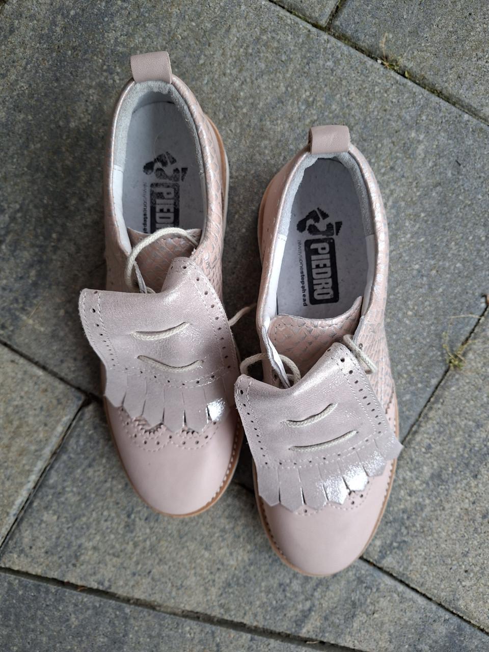 Nieuwe schoenen roze maat 38
