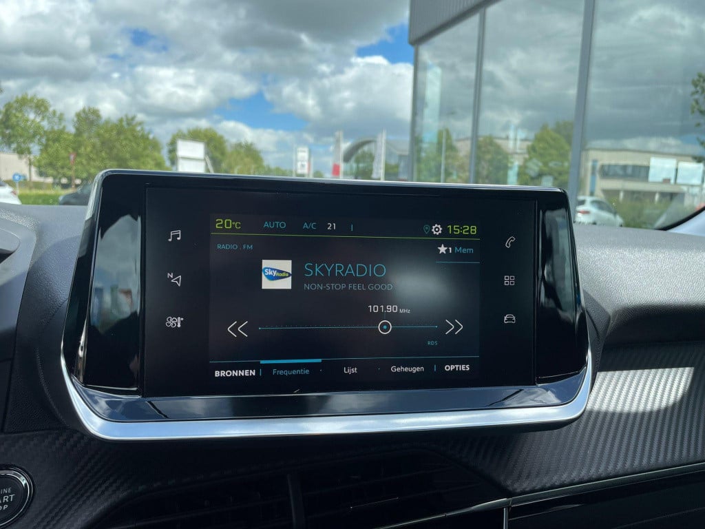 Peugeot 208 ev active 50 kwh automaat| de enige peugeot die geen olie verbr