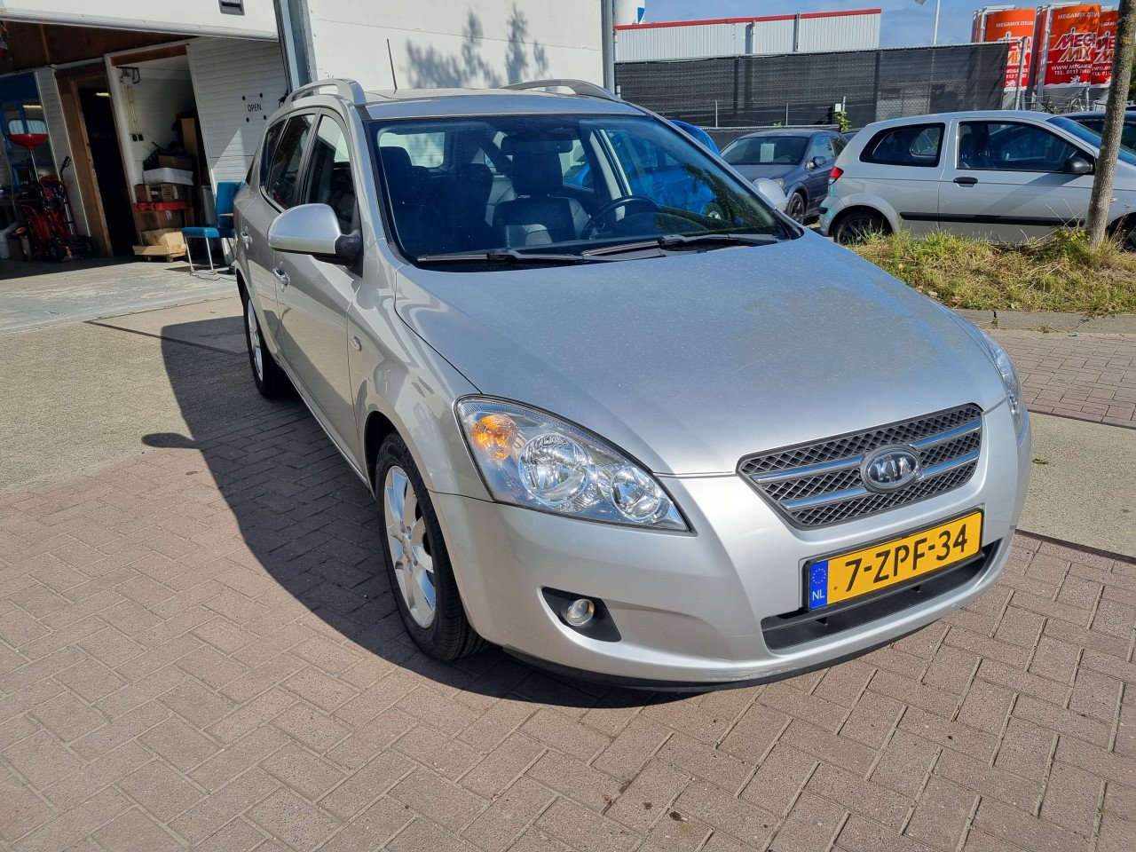Kia cee'd Sporty Wagon 1.6 X-ecutive | Automaat