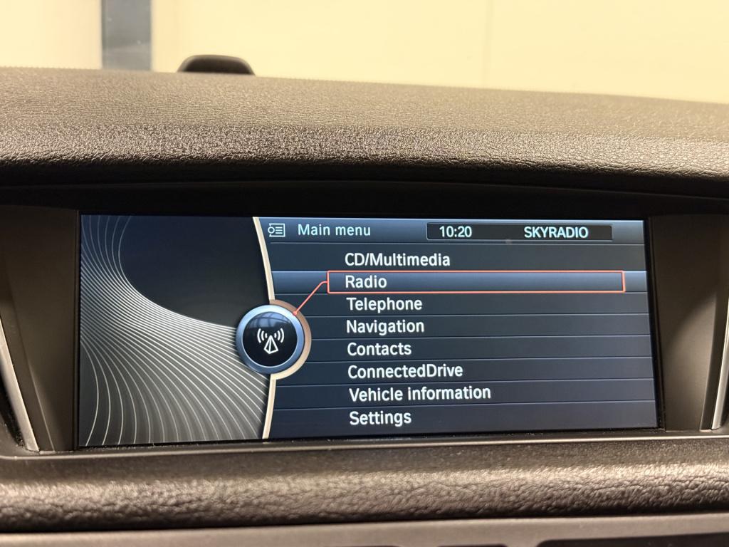 BMW X1 xdrive20i high executive | pano | stoelverwarming | leder | cruise |