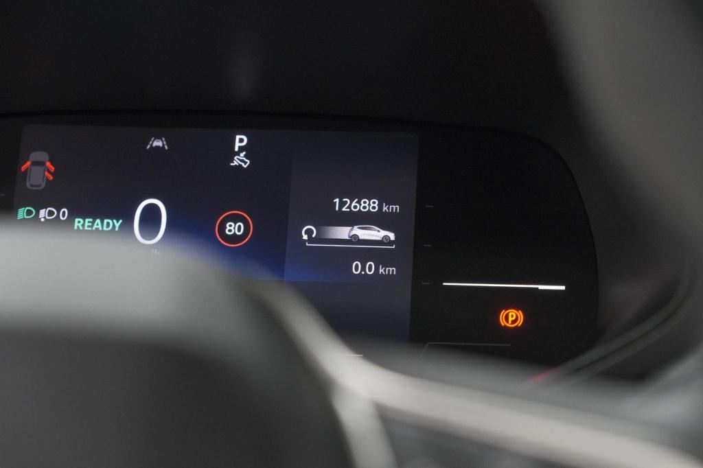 Renault Clio 1.6 e-tech full hybrid 145 evolution | apple carplay | parkeer