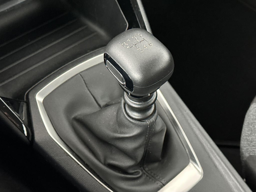 Peugeot 2008 1.2 puretech blue lease active | navigatie | camera | climate 