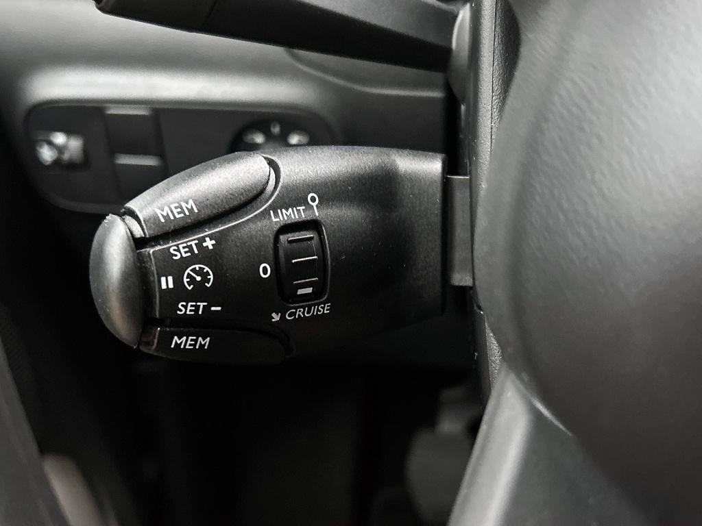 Citroen C3 83pk shine | rijklaar | parkeerhulp | lm velgen |