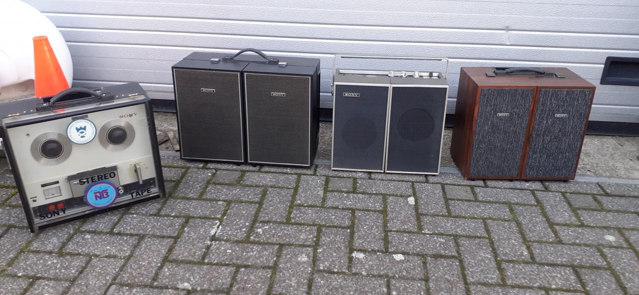 1x Stereo Radio BLUE-SKY ....& Diverse Stereo Setjes