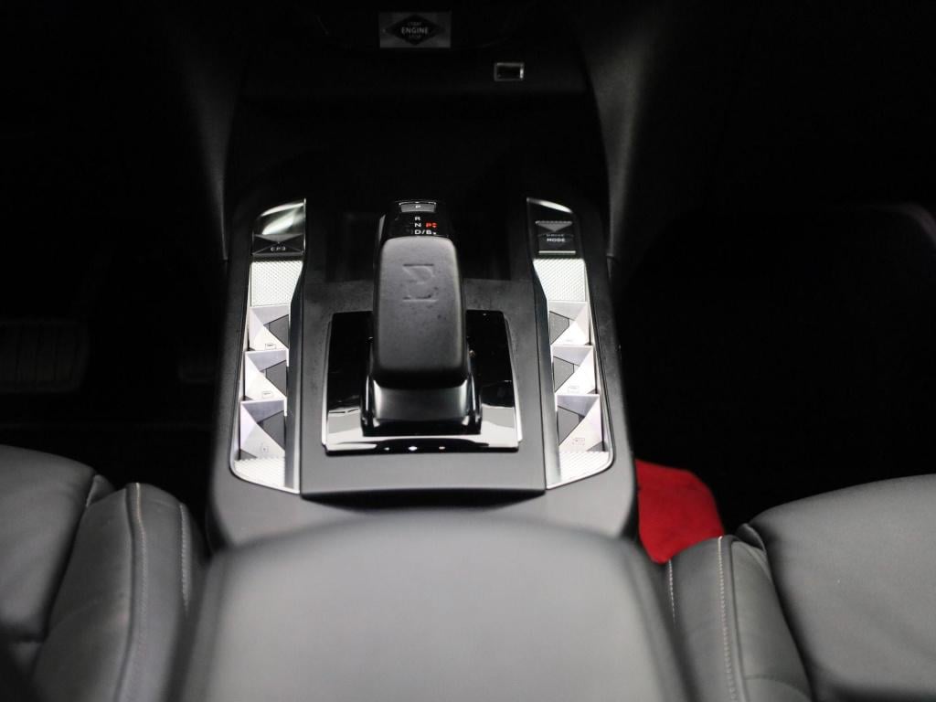 Ds Ds 3 crossback e-tense bastille 50 kwh | virtual cockpit | navigatie | l