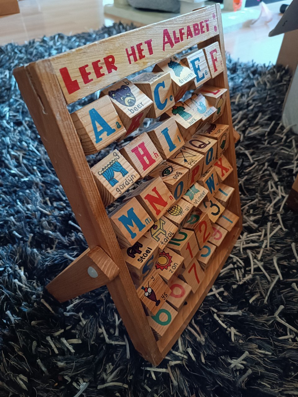 Alfabet telraam van hout
