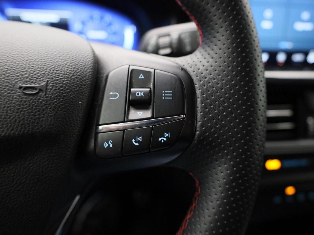Ford Focus wagon 1.0 ecoboost st line x business | climate control | adapti