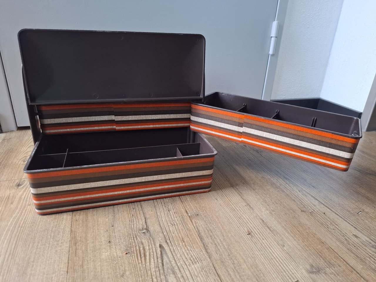Vintage naaibox/opbergkist