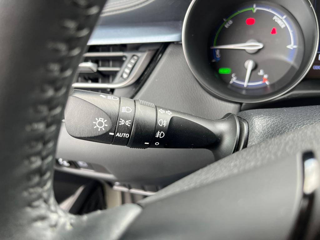Toyota C-hr 1.8 hybrid style|jbl|rijklaar