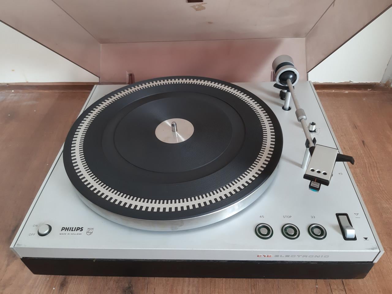 Philips - 212 Electronic Platenspeler