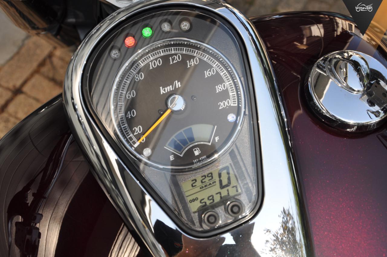 Suzuki Intruder 800 LC
