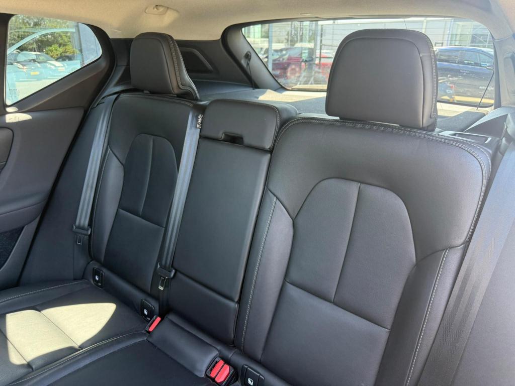 Volvo XC40 1.5 t5 recharge r-design nette staat|incl afleveringsbeurt