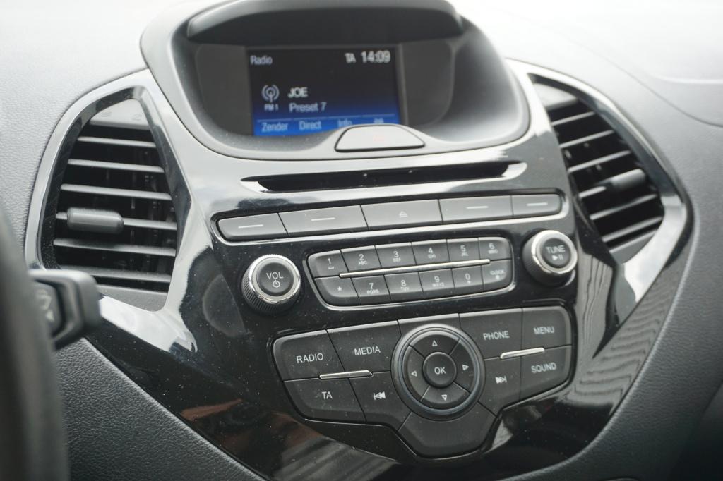 Ford KA ka+ 1.2 trend ultimate airco / cruise / parkeers. / bt / trekhaak /