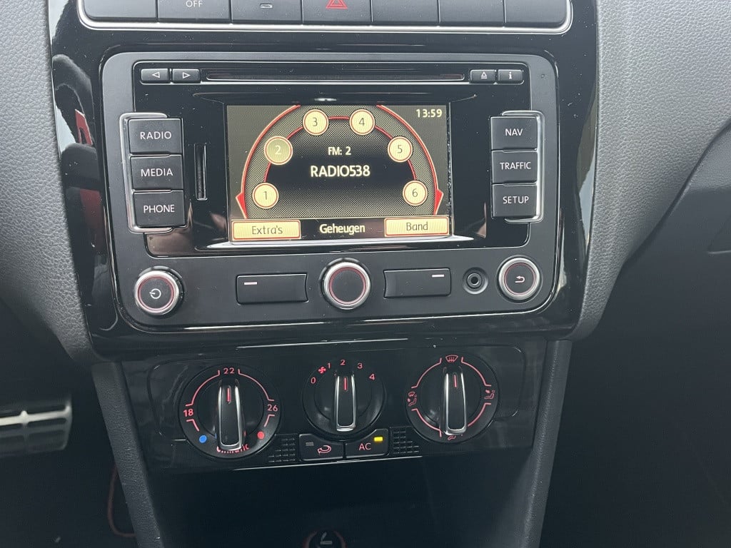Volkswagen Polo 1.4 tsi gti