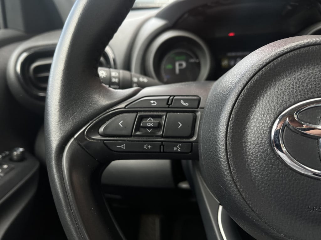 Toyota Yaris Cross 1.5 hybrid comfort | carplay | camera | acc | climate