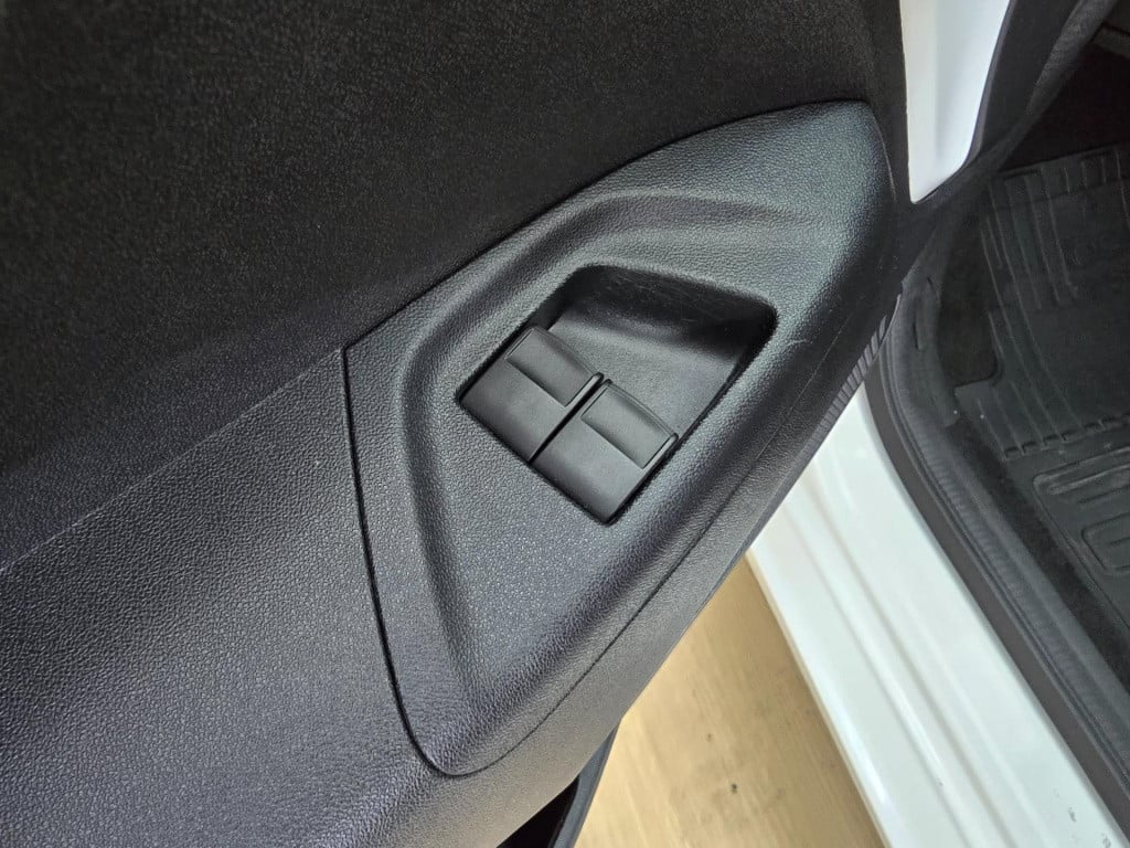 Toyota Aygo occasion 1.0 vvt-i x-play | tweedehands toyota aygo wit | autom