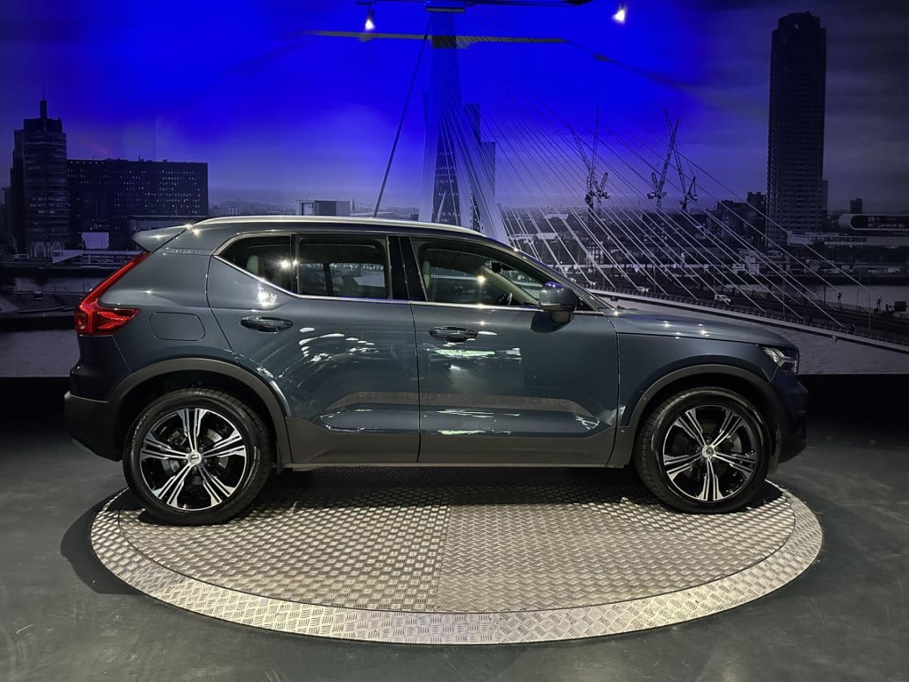 Volvo XC40 1.5 t5 recharge inscription expression