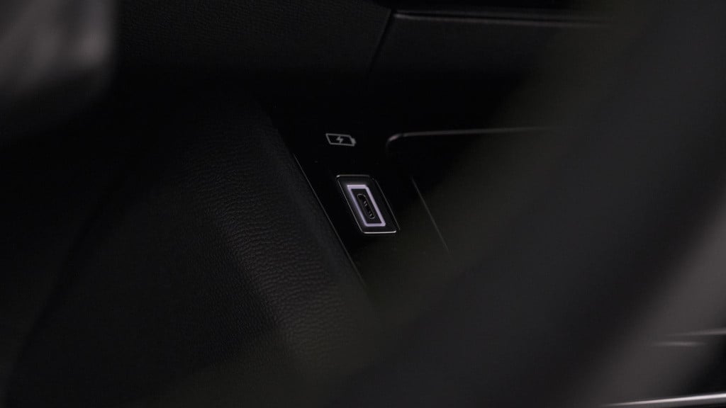 Peugeot 2008 puretech 130 eat8 gt | 360 camera | adaptieve cruise control |