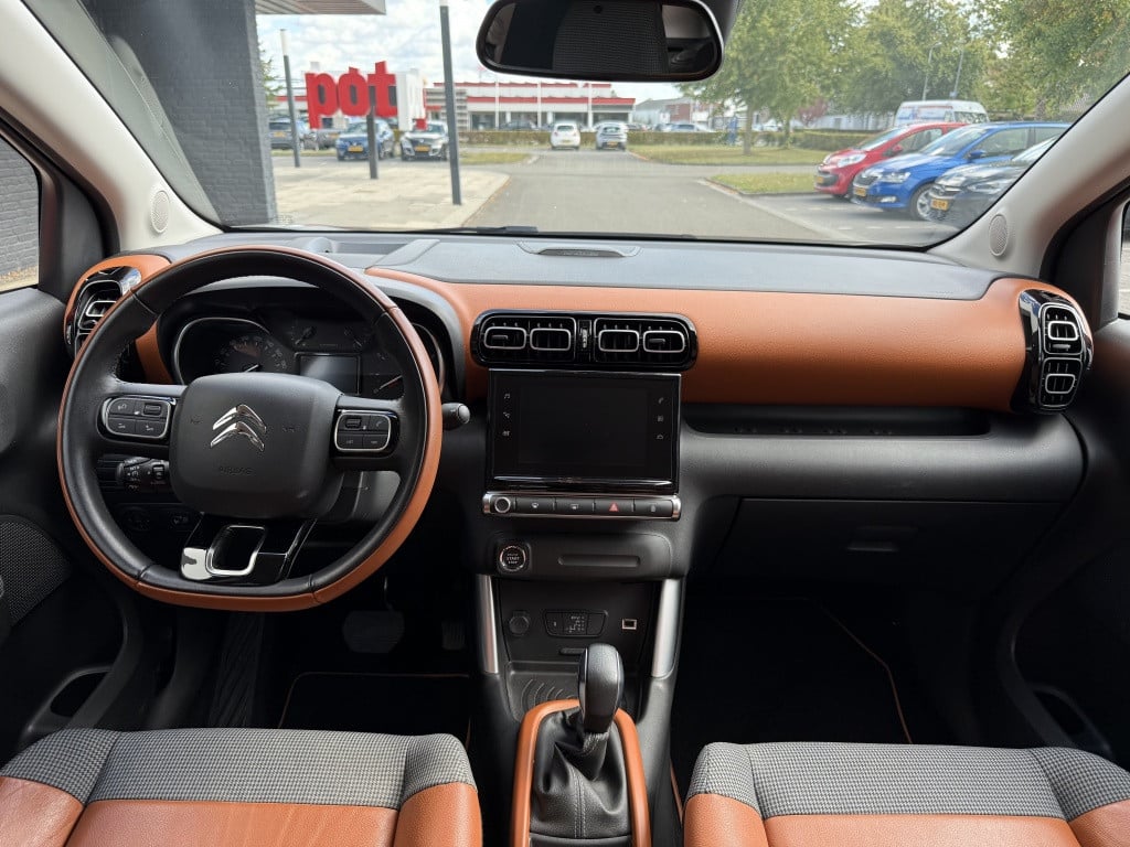 Citroen C3 Aircross 1.2 pt s&s shine // luxe uitvoering! // automaat /