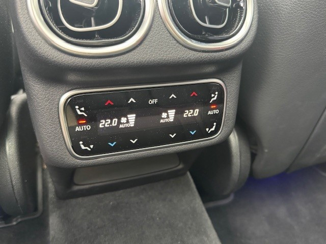 Mercedes-Benz Glc 300e 4matic amg line l panoramadak l night l memory l weg