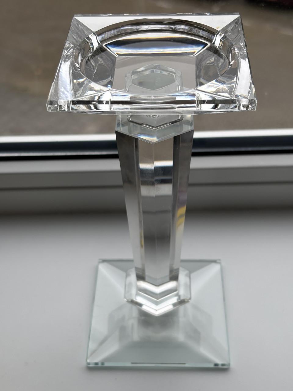 KRISTALLEN KANDELAARS EN 2 ZWAROWSKI  BEELDJES