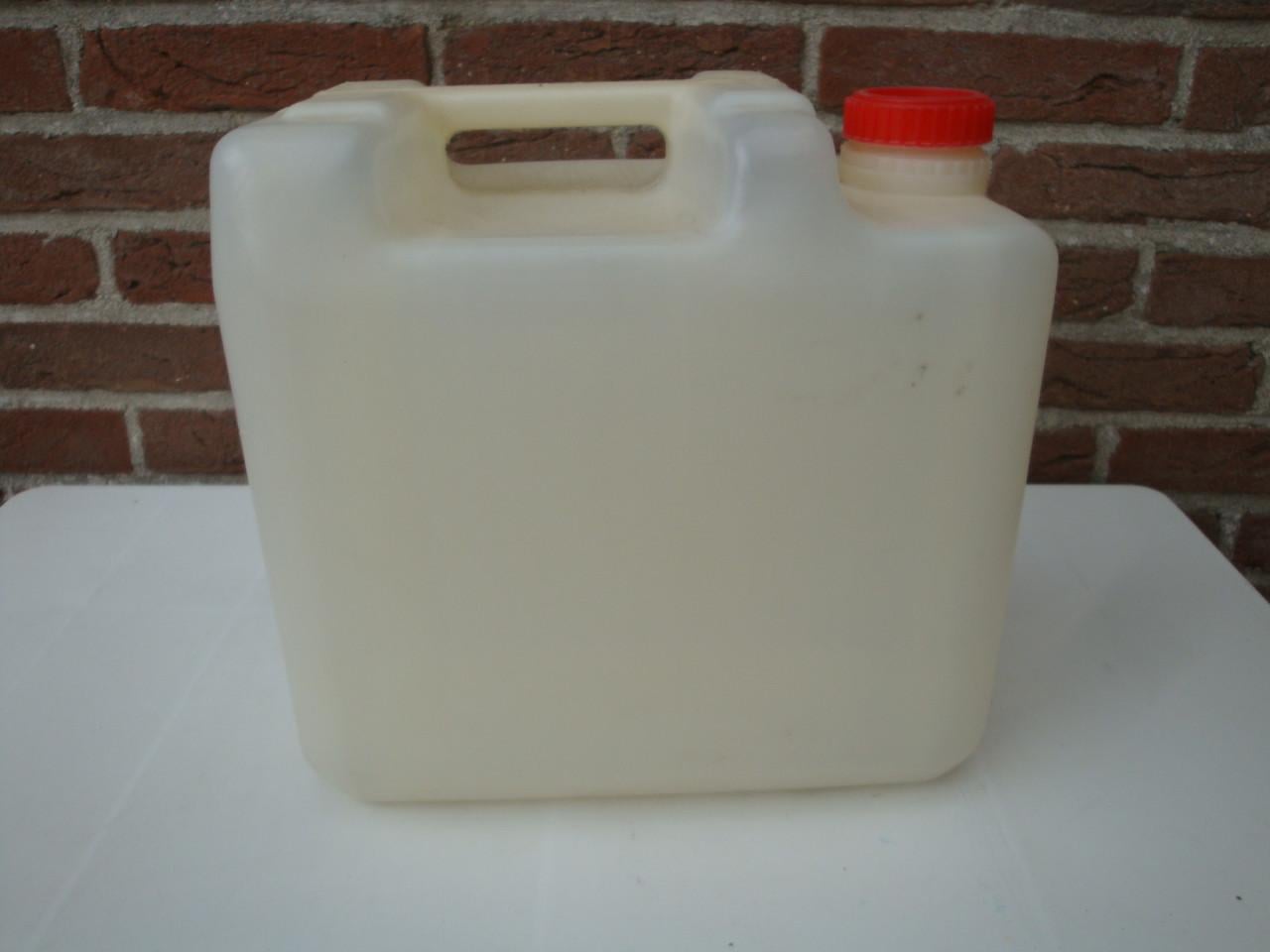 Jerrycan, 10 liter. Gratis !!!