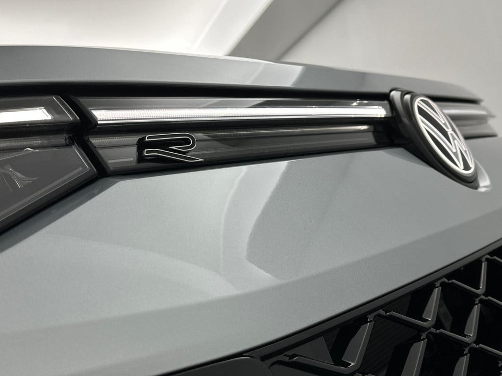 Volkswagen Tayron r-line-edition 1.5 ehybrid 200 kw / 272 pk suv 6 v