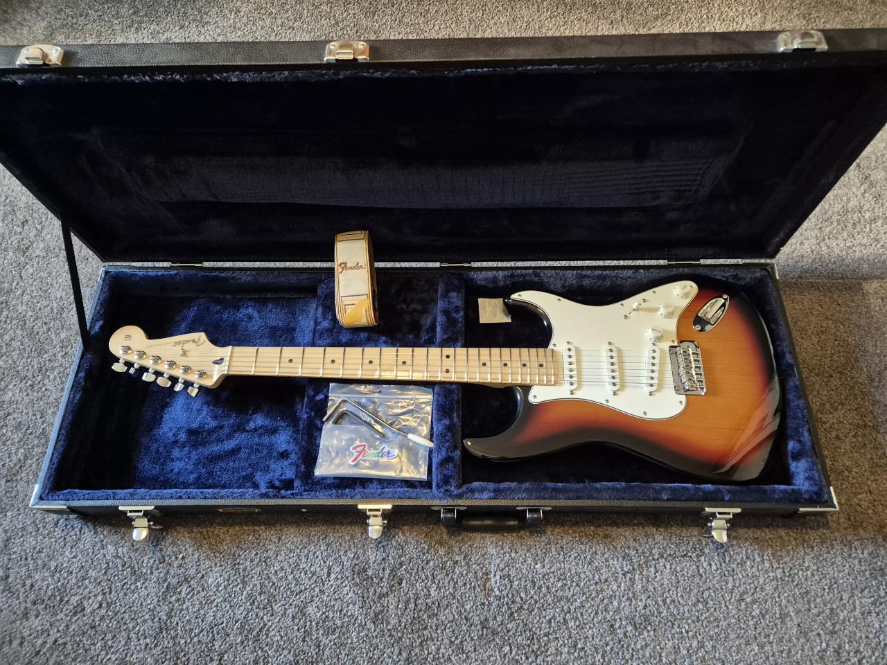 Fender Player Stratocaster 3t Sunburst Maple