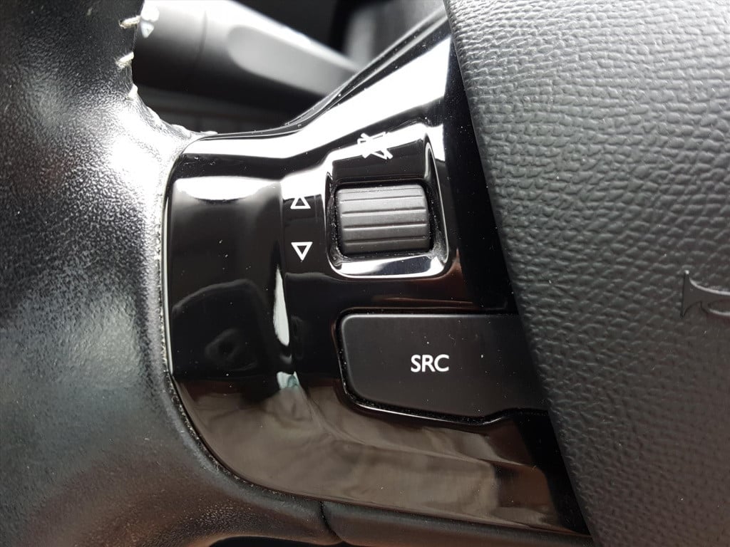 Peugeot 308 1.2 e-thp 110pk blue lease premium | navigatie | bt | cruise & 