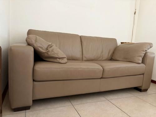Leren bank (tweezits taupe)