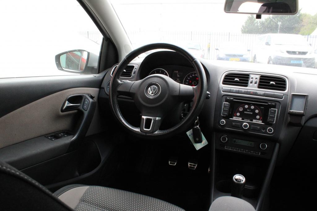Volkswagen Polo 1.2 tsi cross