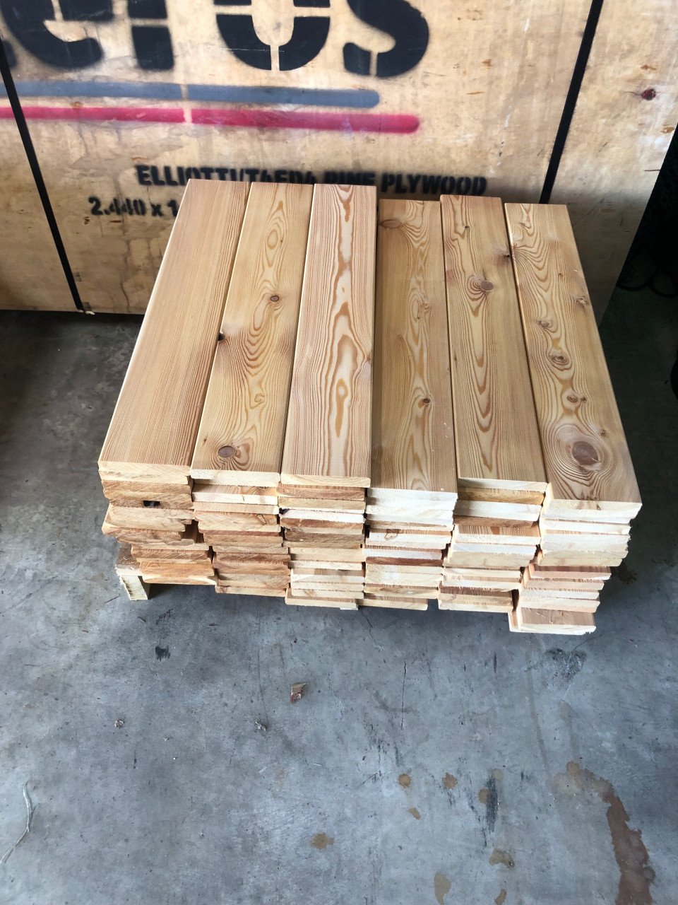 100 st lariks meubelhout planken voor 40 euro