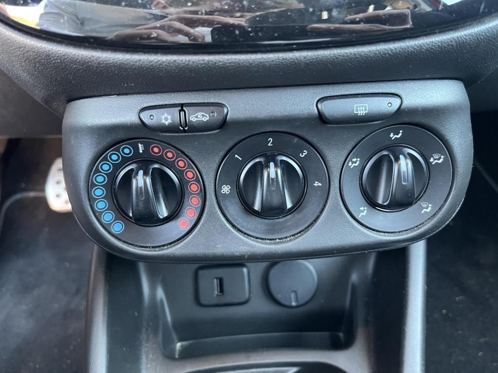 Opel Corsa 1.4 cosmo | cruise control | achteruitrijcamera | airco | stoel 