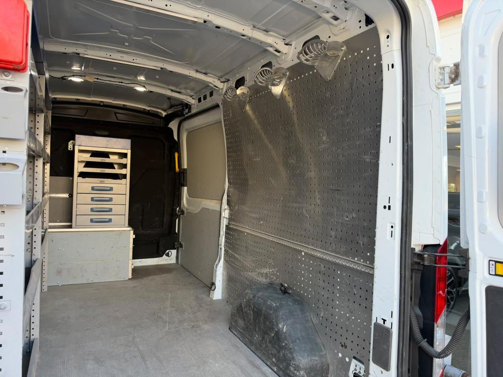 Ford Transit 330 2.0 tdci l3h2 trend