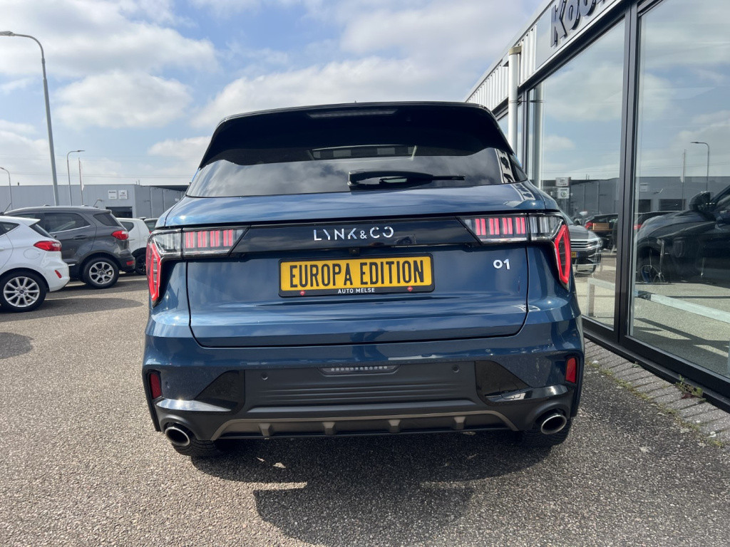 Lynk & Co 01 1.5 261pk plug in hybrid , panodak , 360 camera