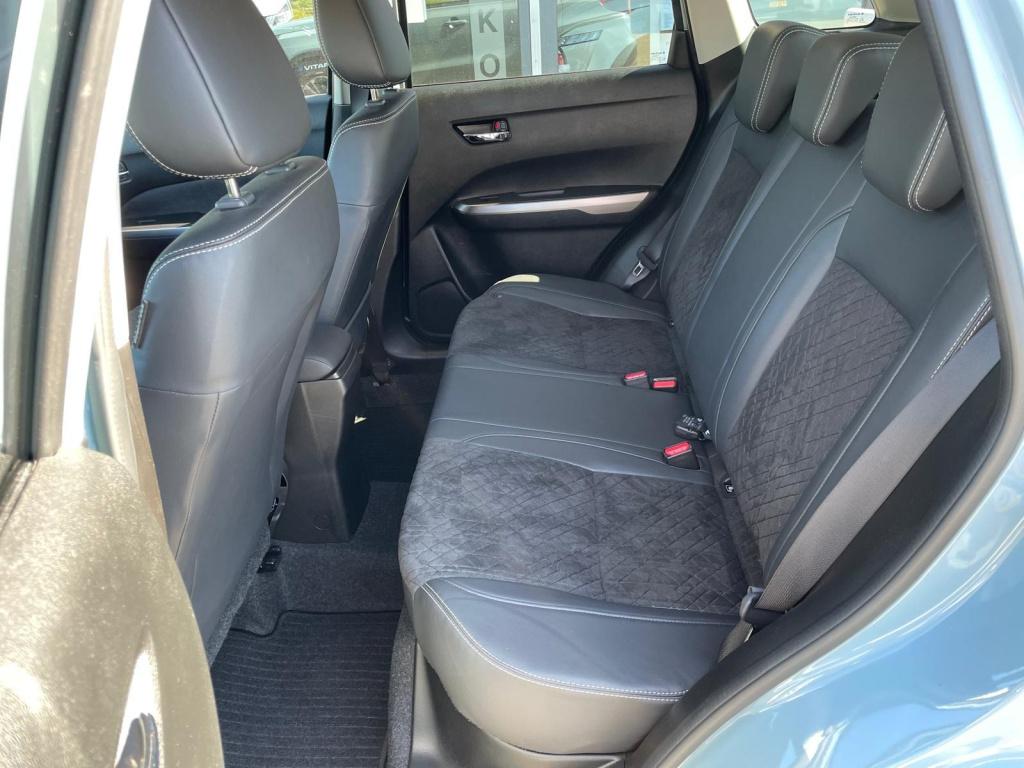 Suzuki Vitara 1.4 boosterjet style smart hybrid|automaat |trekhaak