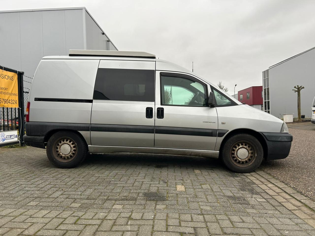 Citroen Jumpy Rechts Gestuurd Compleet met Tent en Keuken en Matras