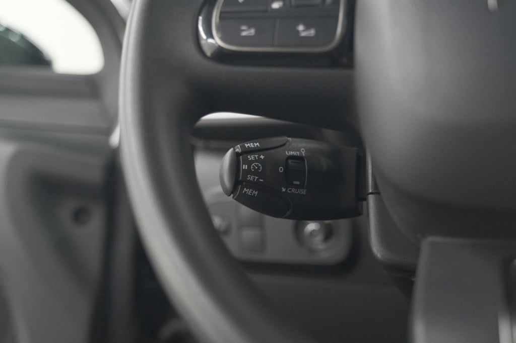 Citroen C3 puretech 82 c-series | navigatie | climate control | apple carpl