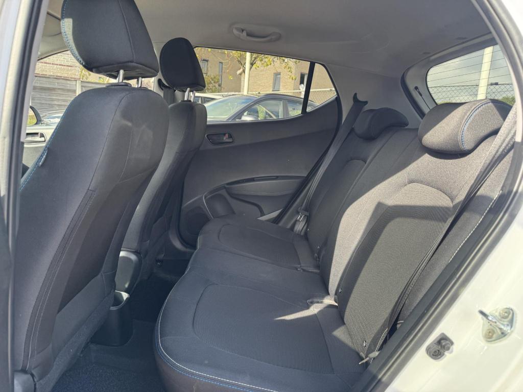 Hyundai I 10 1.0i i-motion go! 2016
