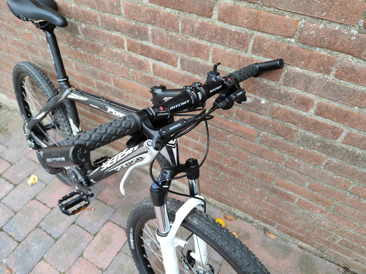 Sensa mountainbike Carbon zeer lichte fiets deore Rock Shox