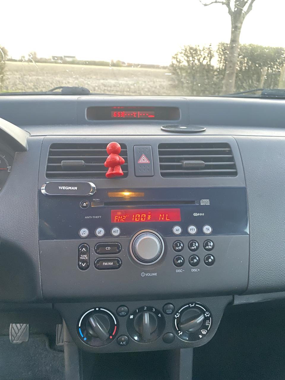 Sportieve Suzuki Swift 1.5 5 deurs 2005