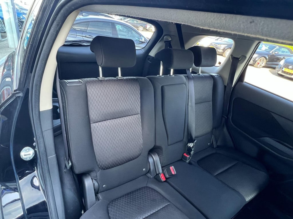 Mitsubishi Outlander 2.0 business edition 7 persoons
