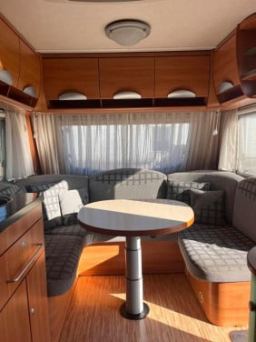 Mooie Hymer eriba nova 465 caravan