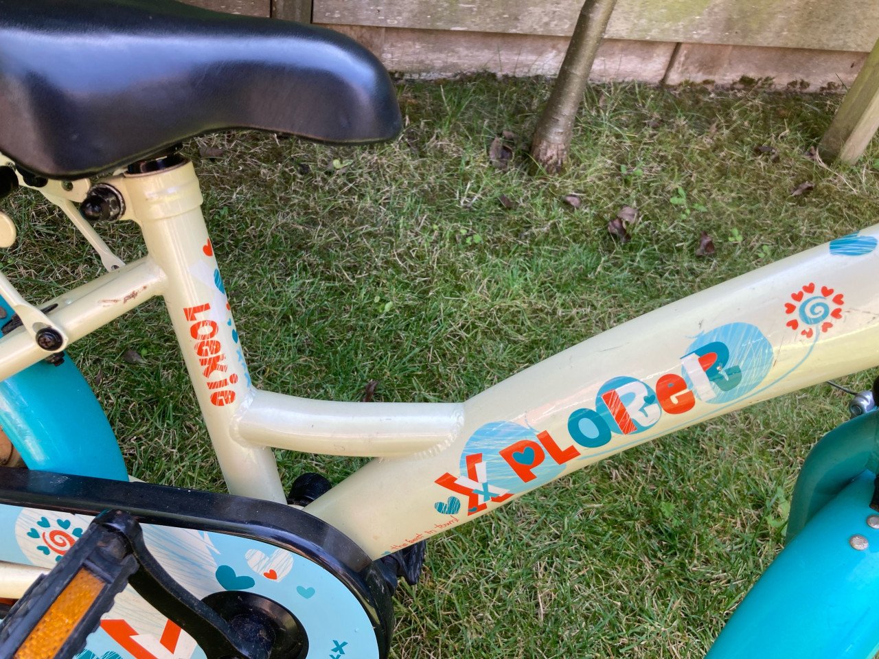 Loekie meisjesfiets 16 inch