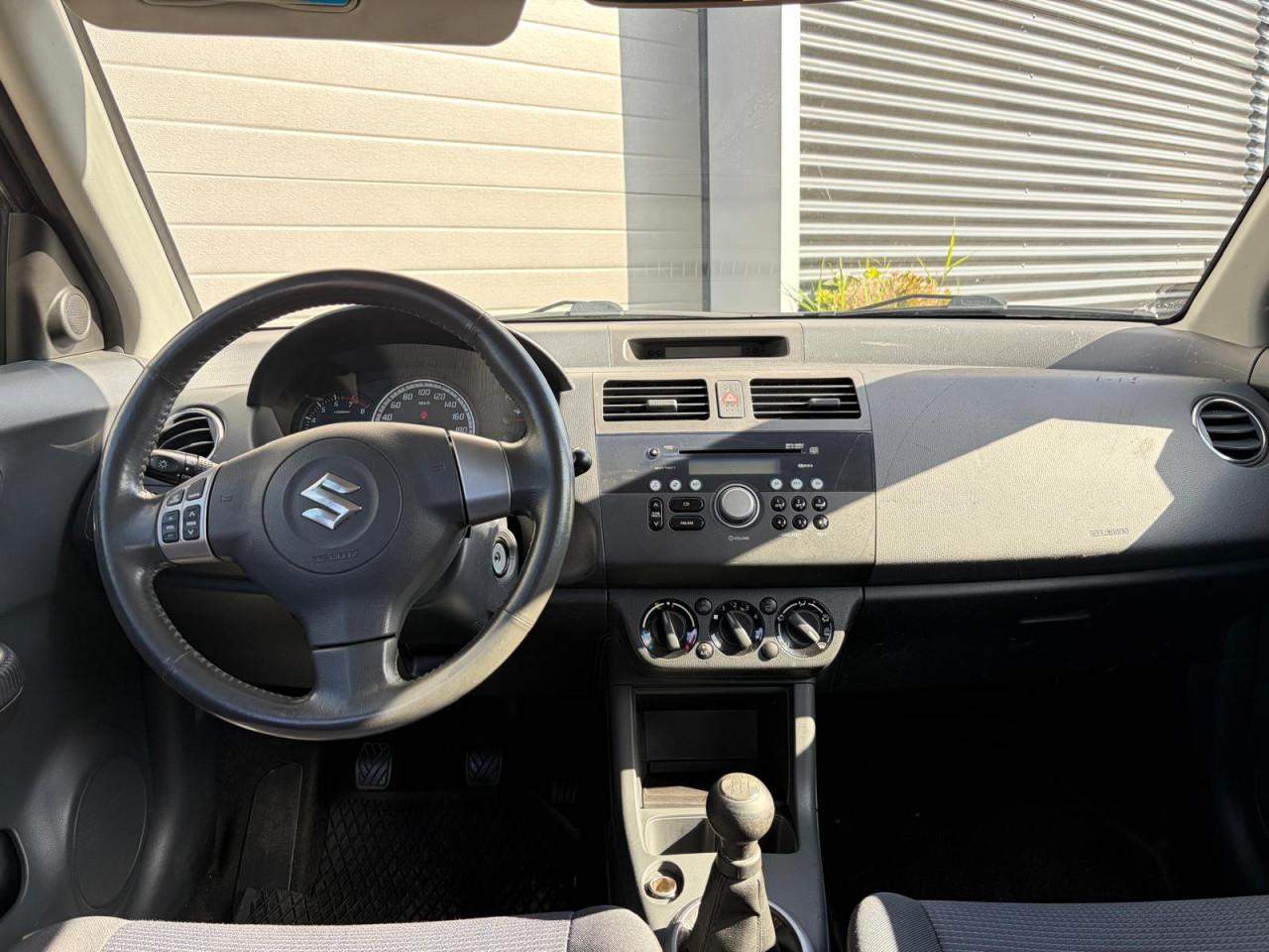 Suzuki Swift 1.3 Shogun / Airco / Trekhaak / Lichtmetaal