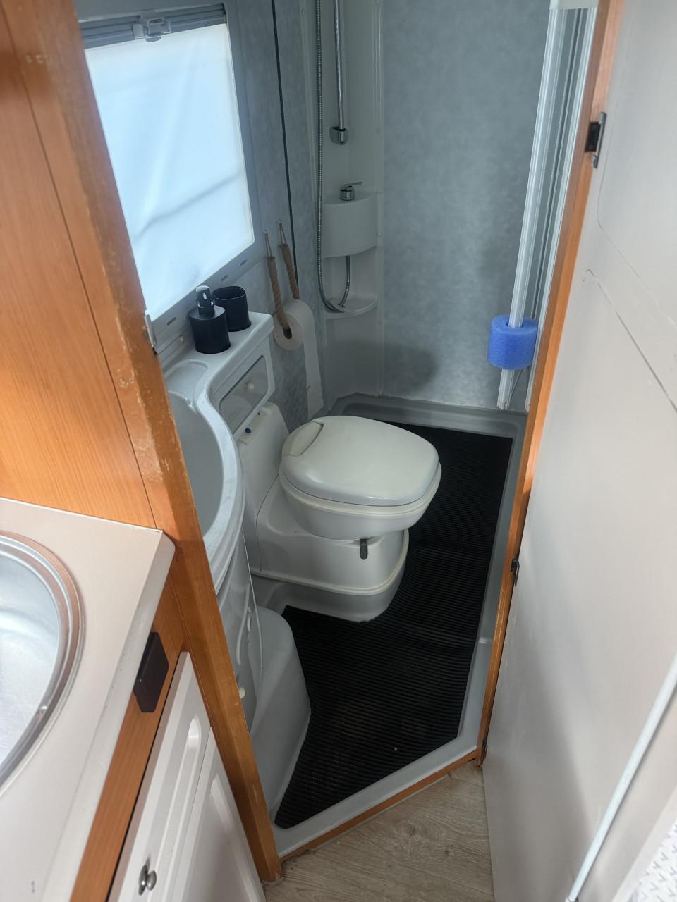 Adriatik 640DS Coral (meeneemprijsje, nieuwe APK)