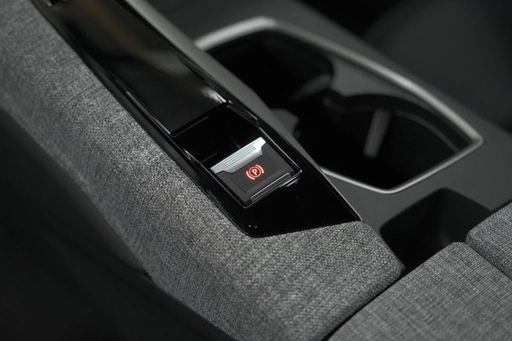 Peugeot 3008 1.2 hybrid 136 gt | elektrische kofferklep | camera | adaptiev