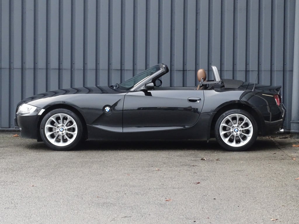 BMW Z4 roadster 2.0i anniversary | leder | pdc