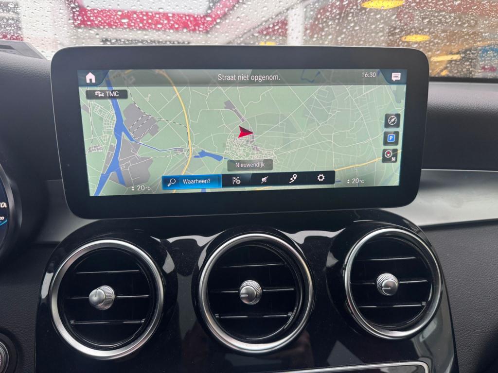 Mercedes-Benz Glc 300e 4matic business solution