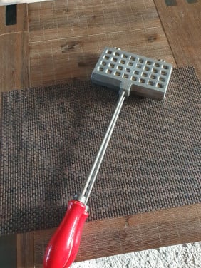 Prachtig vintage wafelijzer voor gas of bbq, in zeer goede staat...
